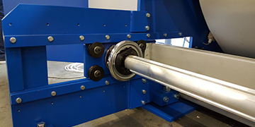 Retractable drawer on the GTC 111-5400